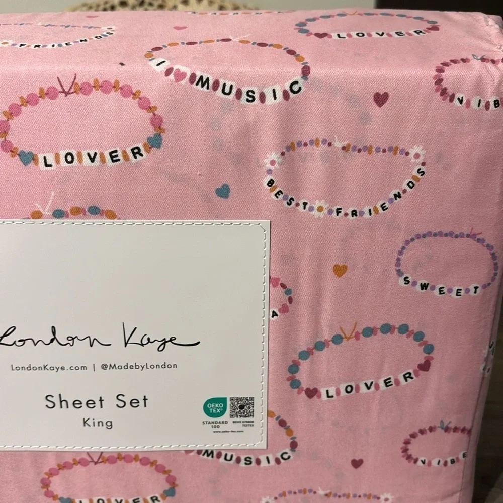 LAST SET! NEW! LONDON KAYE SWIFTY PINK FRIENDSHIP BRACELET KING SIZE SHEET SET